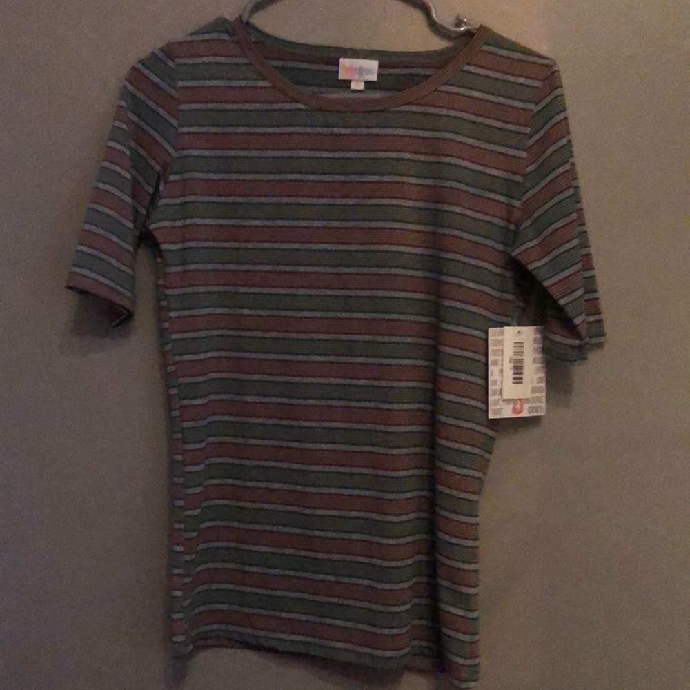 Small Lularoe Gigi’s never worn with tags